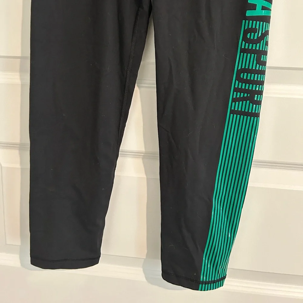 Victoria’s Secret VSX Sport Leggings  Black Green Size S